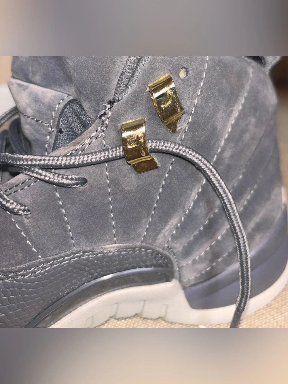Men’s Jordan High-Top Sneakers in Gray with Gold Accents size 8.5